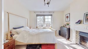 bed 1- click for photo gallery